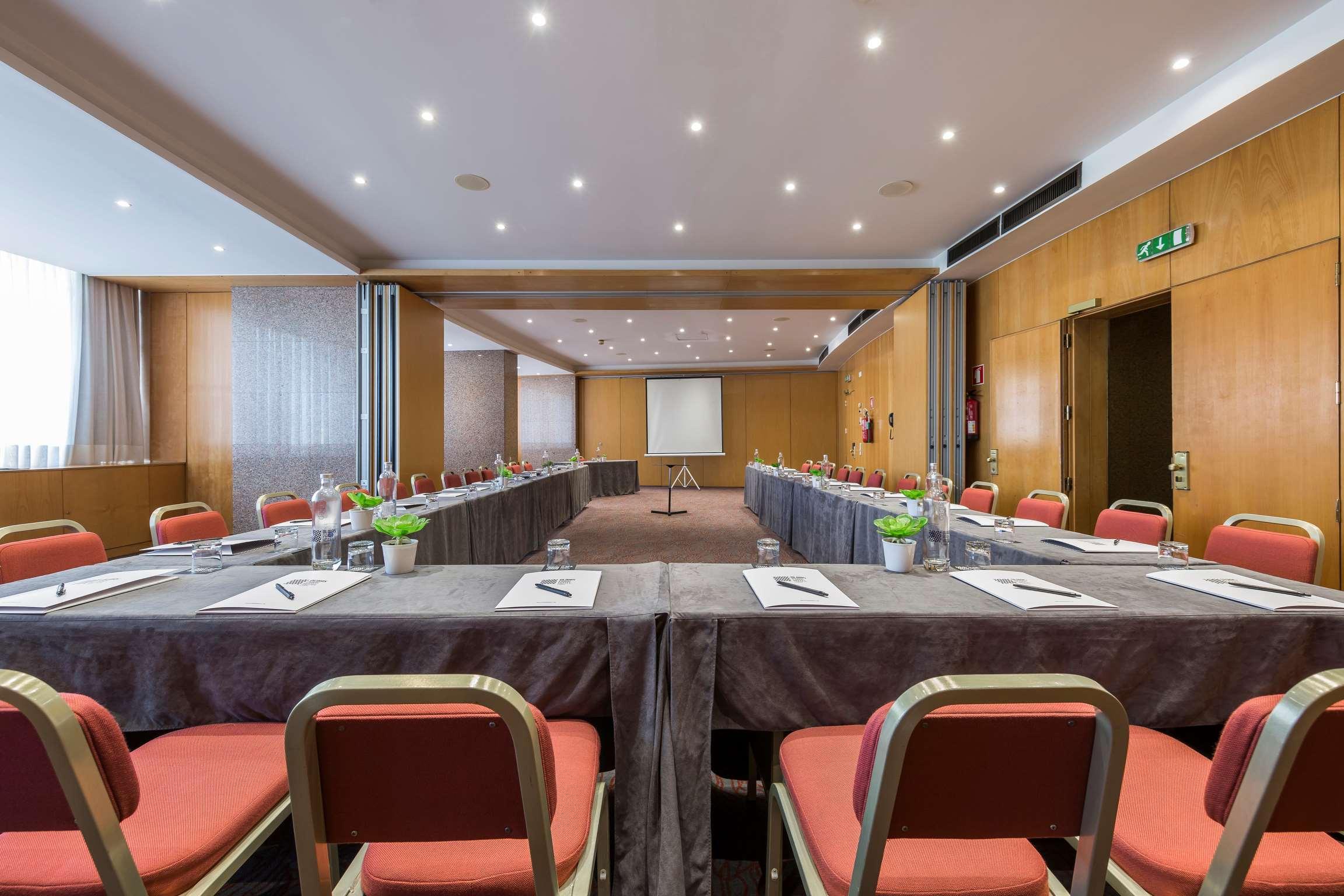 Hotel Ramada By Wyndham Lisbon